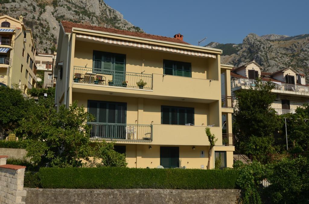 Apartments Kordic Kotor Exterior photo